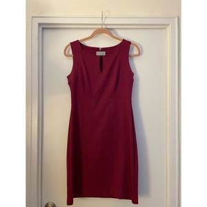 Laundry by Shelli Segal plum shift dress